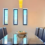 Private Pool Escape - Stylish Island *