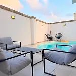 Private Pool Escape - Stylish Island Villa