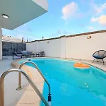 Villa Private Pool Escape - Stylish Island *