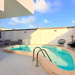 Private Pool Escape - Stylish Island