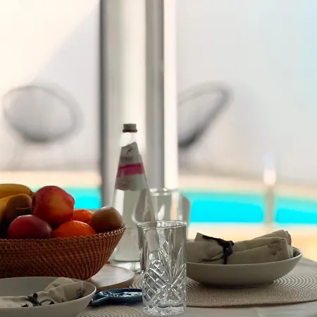 Ultimate Group Getaway Near St Julian's & Seafront