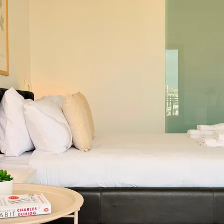 Ultimate Group Getaway Near St Julian's & Seafront